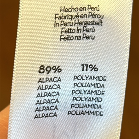 Mother Alpaca Multicolor Puff Sleeve Crop Sweater - Picture 9 of 12